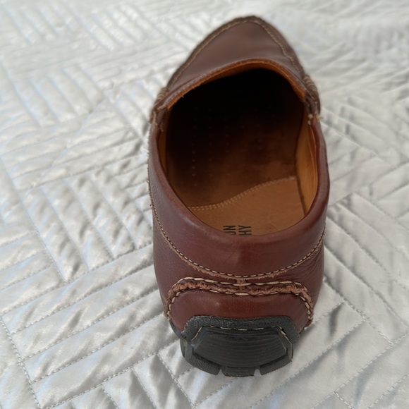 Men’s Johnston & Murphy Brown Leather Loafers - Picture 5 of 10